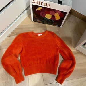 Aritzia Sunday Best Kitten Sweater in Vibrant Orange Size XS